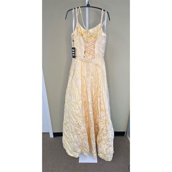 Lucci Lui NWT Floral Jacquard Corset Formal Dress in Yellow Size 6 - Picture 3 of 7